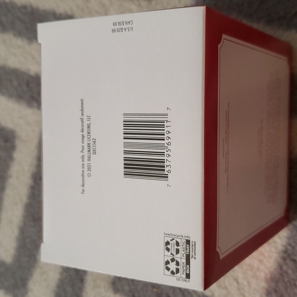 Hallmark Keepsake Santa's sleigh - Picture 7 of 7